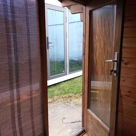 Coruna Backpackers Hostel كاربالو المظهر الخارجي الصورة
