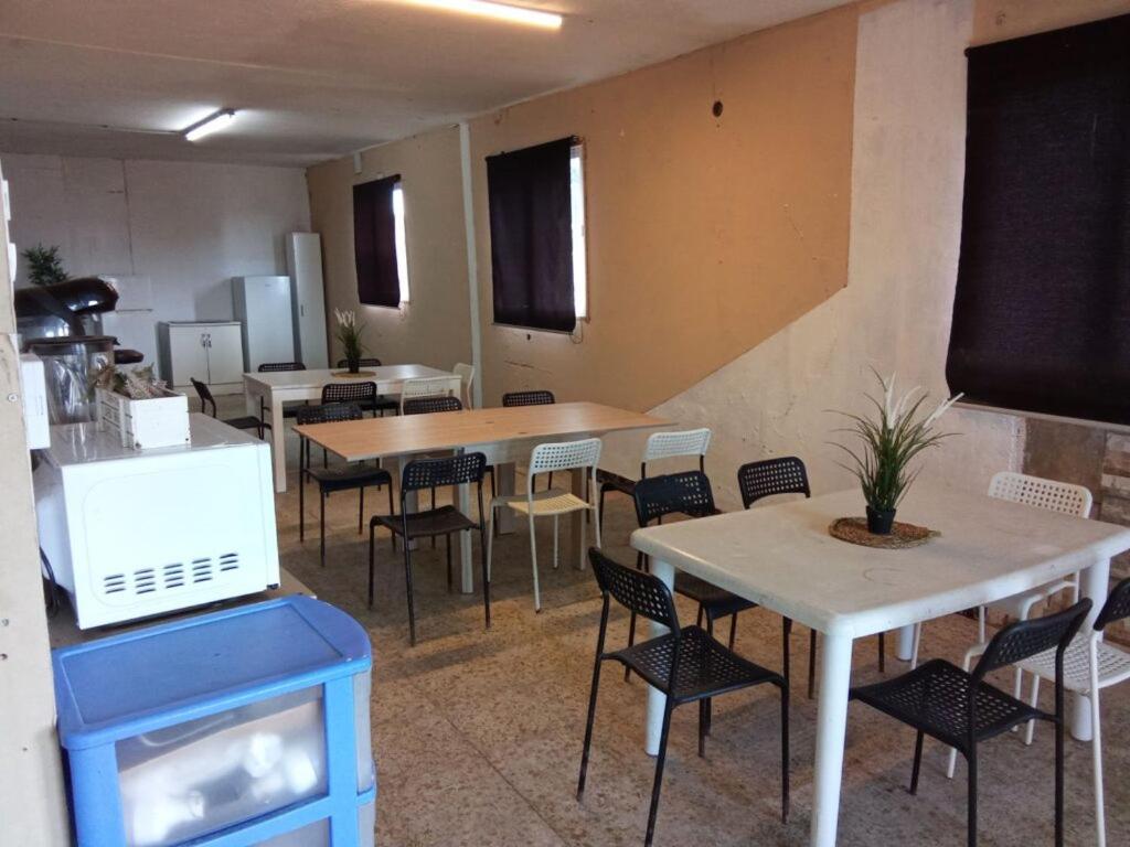Coruna Backpackers Hostel كاربالو المظهر الخارجي الصورة
